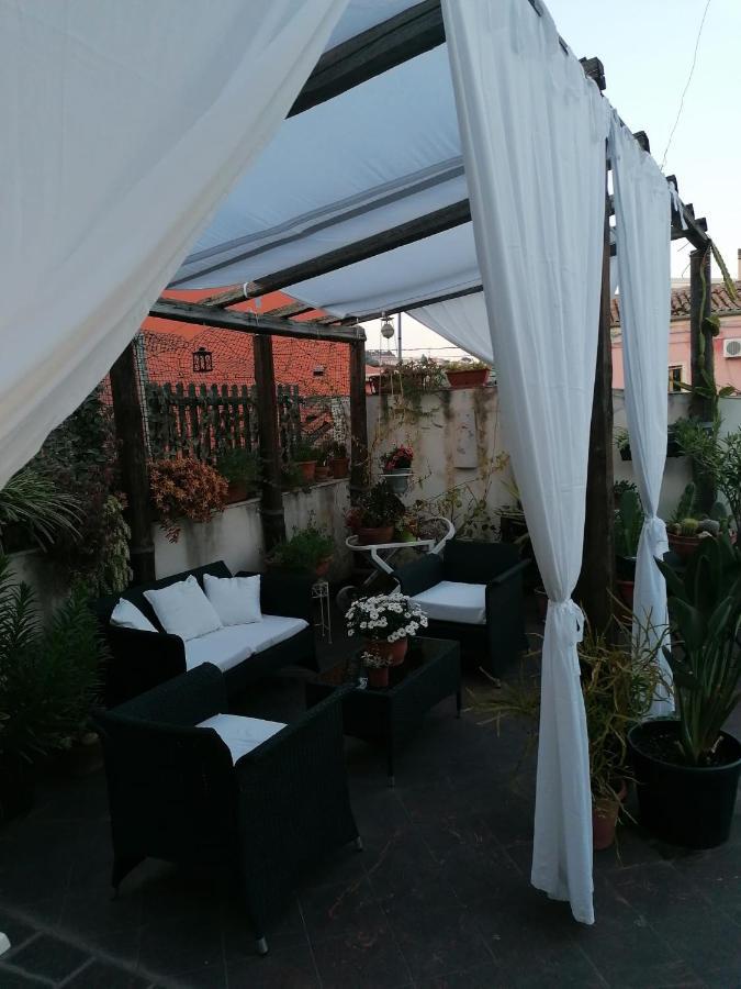 Borgo Marinaro Hotel Aci Castello Bagian luar foto