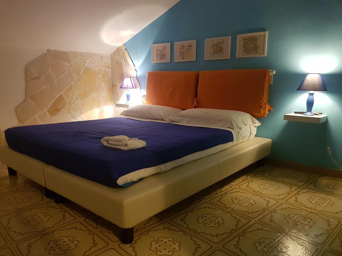 Borgo Marinaro Hotel Aci Castello Bagian luar foto