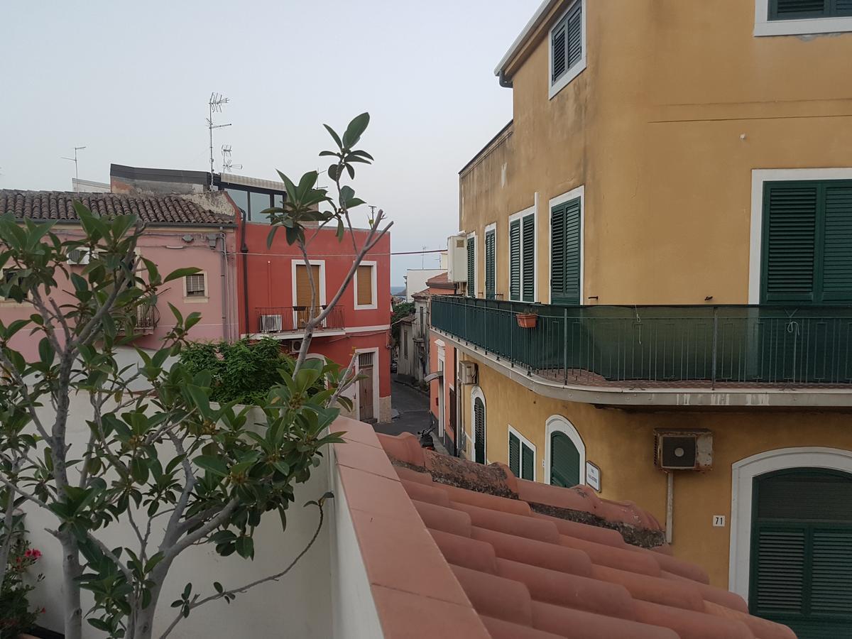 Borgo Marinaro Hotel Aci Castello Bagian luar foto