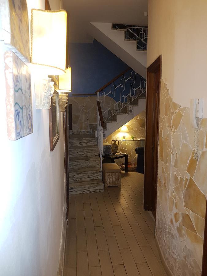 Borgo Marinaro Hotel Aci Castello Bagian luar foto