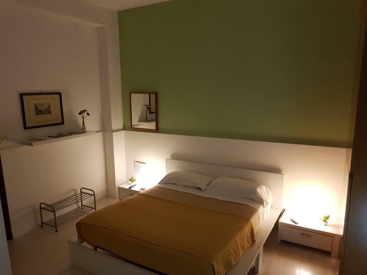 Borgo Marinaro Hotel Aci Castello Bagian luar foto